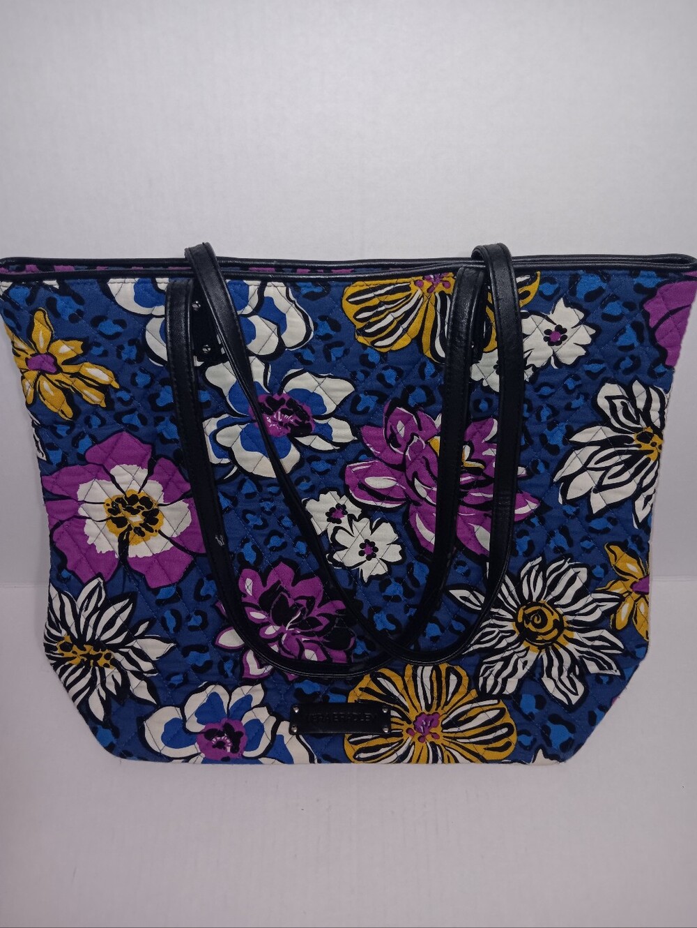 VERA BRADLEY QUILTED CHEETAH PRINT INTERIOR SHOULDER-STRAP TOTE BAG